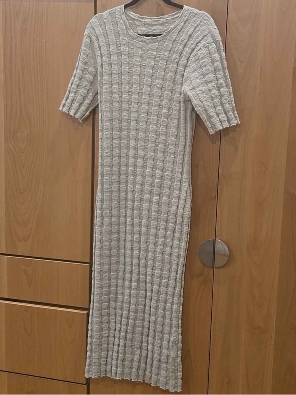 Classic Ribbed Cream Midi Dress - Picture 2 of 6